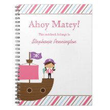 Carnet du pirate de la fille rose mignonne personn