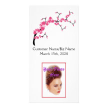 Carte photo de branche d'arbre de fleurs de cerisi cartes de vœux avec photo