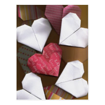 Carte postale de coeurs d'origami