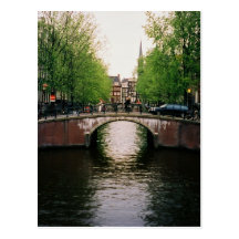Carte postale de pont en canal
