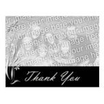 Carte postale florale noire de Merci de modèle pho