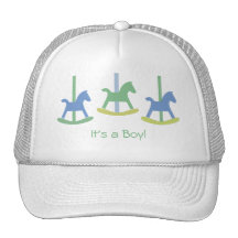 Casquette bleu, jaune et vert de bébé de basculage