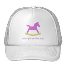 Casquette rose et jaune de bébé de basculage de ch