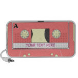 Cassette audio rose avec votre texte haut-parleur portable