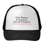 Ce qui se produit aux séjours de grand-mamans aux  casquette