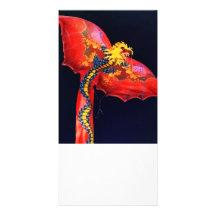 Cerf-volant rouge de dragon modèle pour photocarte