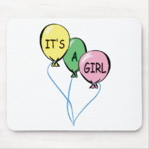C'est des ballons d'une fille tapis de souris