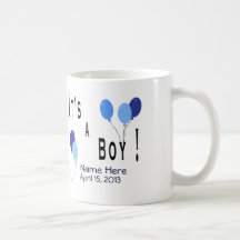 C'est un garçon avec des ballons de bleu tasses à café