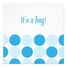 C'est une invitation de baby shower de garçon