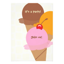 C'est une invitation de fête d'anniversaire de crè