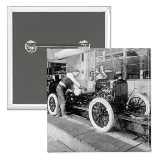 Chaîne de montage automatique, les années 1920 badge avec épingle