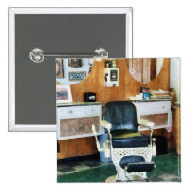 Chaise du salon de coiffure un badges avec agrafe