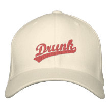 Chapeau brodé ivre