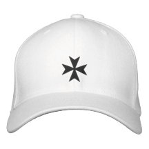 Chapeau brodé noir de croix maltaise