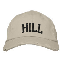 Chapeau brodé par colline