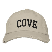 Chapeau brodé par crique