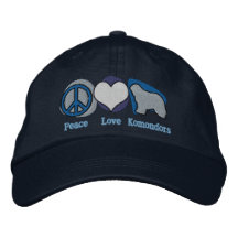 Chapeau brodé par Komondors d'amour de paix