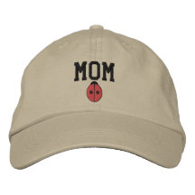 Chapeau brodé par maman de coccinelle