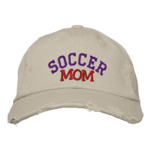 Chapeau brodé par maman du football