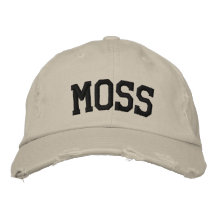 Chapeau brodé par mousse