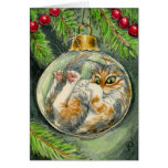 Chat dans la carte d'ornement de Noël