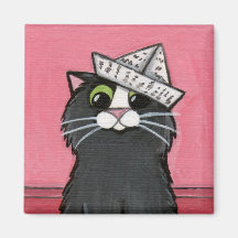 Chat dans un aimant lunatique de chapeau de papier