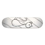 Chat esquissé plateau de planche à roulettes