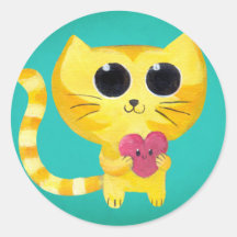 Chat romantique mignon avec le coeur de sourire autocollant rond