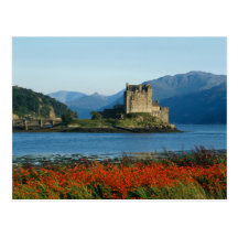 Château d'Eilean Donan, montagnes, Ecosse 3 Carte Postale