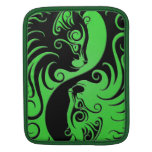 Chatons verts et noirs de Yin Yang Poches Pour iPad