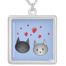 Chats noirs et gris mignons, avec des coeurs bijouterie