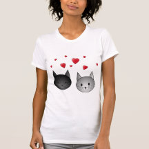 Chats noirs et gris mignons, avec des coeurs t-shirt