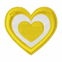 Chemise brodée par coeur jaune