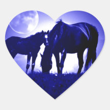 Chevaux et nuit bleue autocollant en cœur