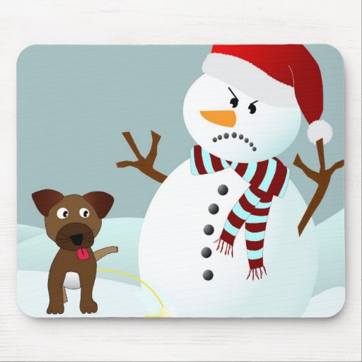 Chien faisant pipi sur un bonhomme de neige fâché tapis de souris