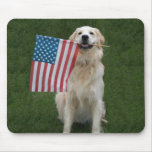 Chien patriotique tapis de souris