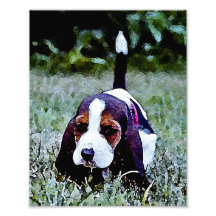 Chiot de basset marchant - blanc noir de Brown Art Photographique