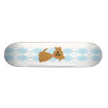Chiot de très bon goût planches à roulettes customisées