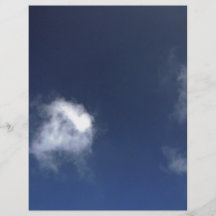 Ciel bleu de Brigh avec quelques nuages Prospectus