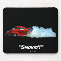 Classique fumant la voiture rouge de Doorslammer c Tapis De Souris