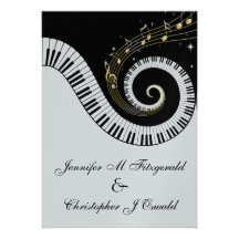 Clés de piano et épouser d'or de notes musicales faire-parts