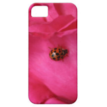 Coccinelle et un rose coque iPhone 5