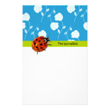 Coccinelle florale bleue à la mode avec le nom papier à lettre customisable
