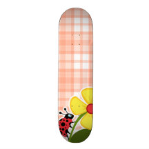 Coccinelle orange mignonne de plaid plateau de skate