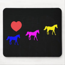 Coeur et chevaux tapis de souris