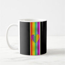 Coeur formel d'arc-en-ciel tasse