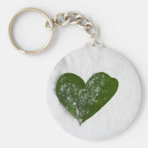 Coeur romantique de neige de l'hiver de la nature  porte-clef