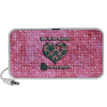 Coeur rose et vert de puzzle haut-parleur