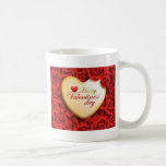 Coeurs de rouge et d'or de Valentines Tasse