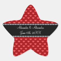 Coeurs rouges épousant des faveurs sticker en étoile